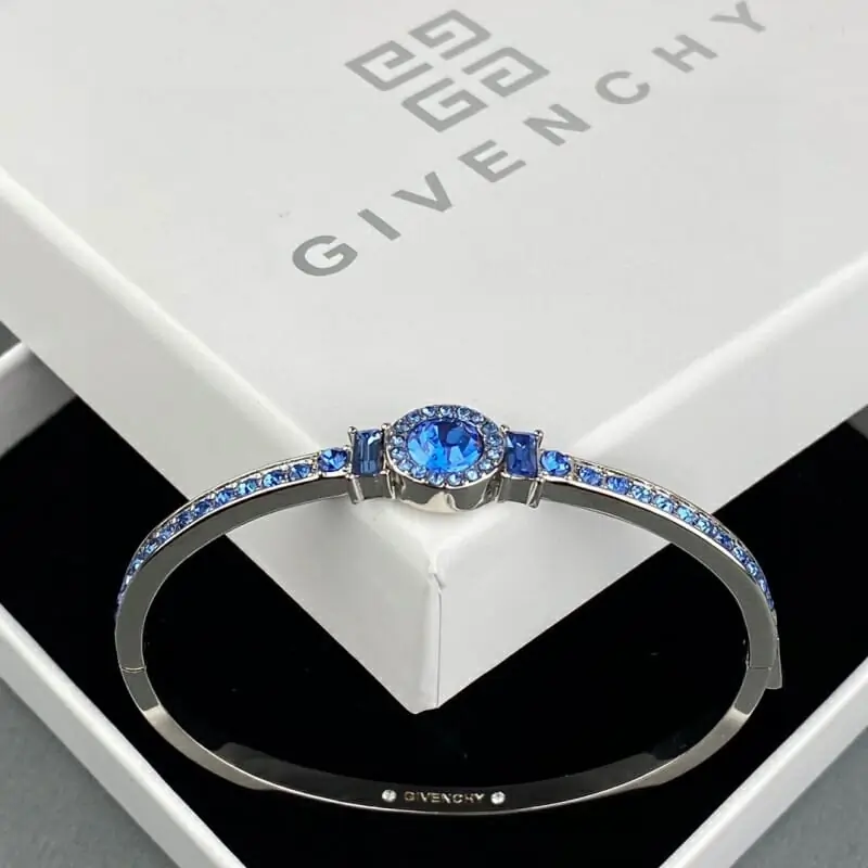 givenchy bracelets s_12523a54